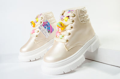 Gray helmet for bikers